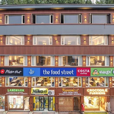 Hotel 11 Boulevard Srinagar  Exterior photo